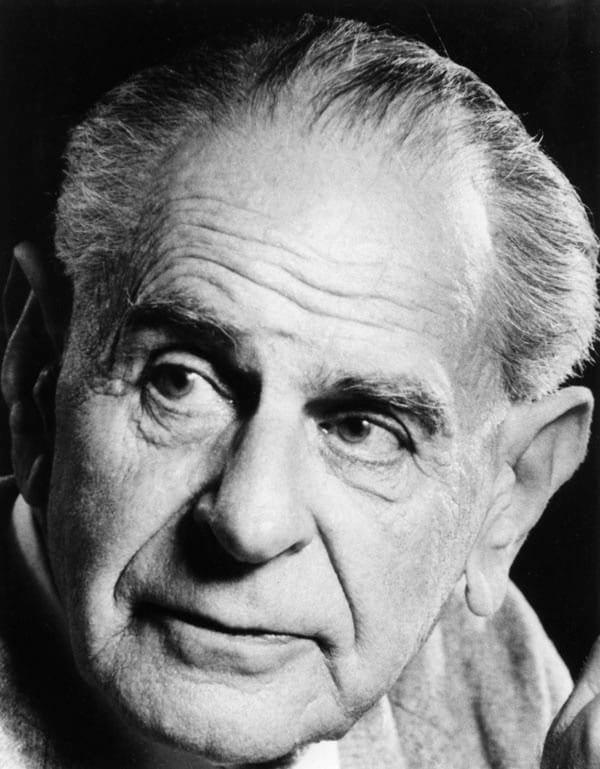 Portret van Karl Popper, Oostenrijks-Britse filosoof (1902–1994), bekend om zijn theorie van falsifieerbaarheid als criterium voor wetenschappelijke toetsing.